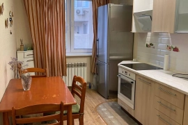 Двушка в центре. Продам