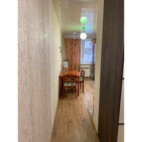 Двушка в центре. Продам